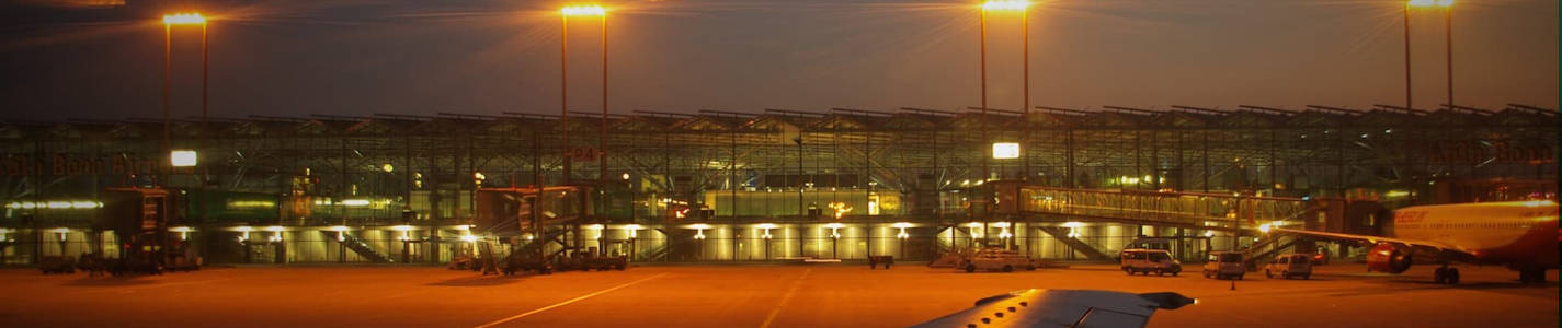 Iluminación de aeropuertos, campos deportivos y grandes obras