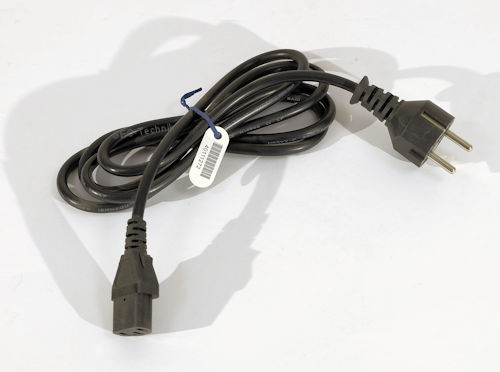 Cable de Alimentación Schuko/ IEC C13 straight, negro